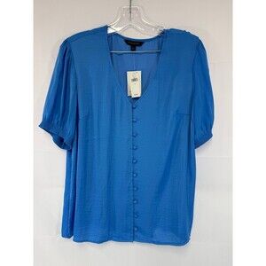 Banana Republic NWT Women’s Large Blue Button Down